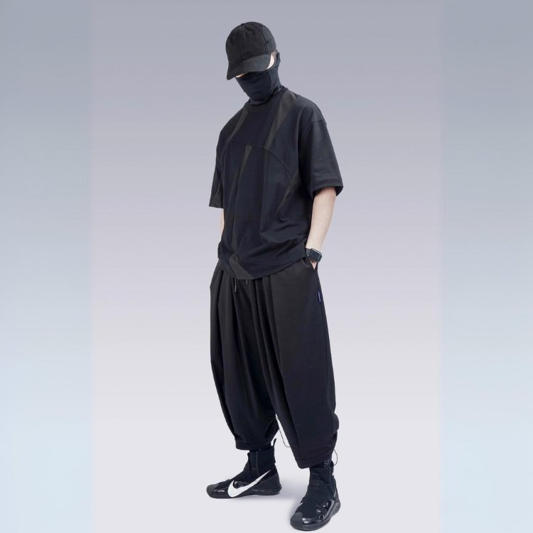 【SILENSTORM】ジオメトリックメッシュスライスTシャツ - LUCHYテックウェア&サバゲー専門店