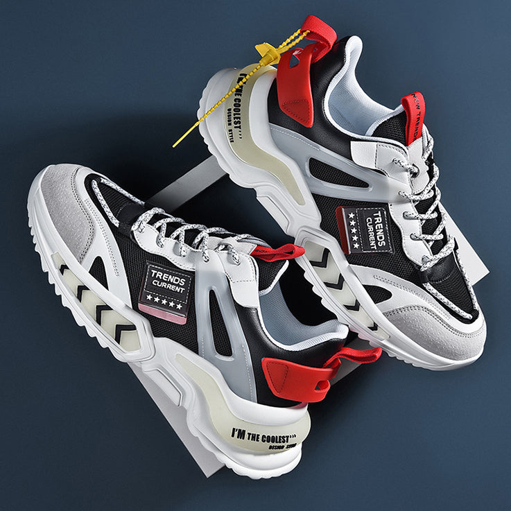 トレンドスポーツスニーカー