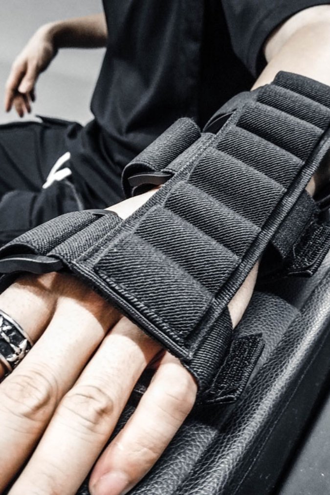 【CYBORG】ベルクロ弾丸バッグアームカバー - LUCHYテックウェア&サバゲー専門店