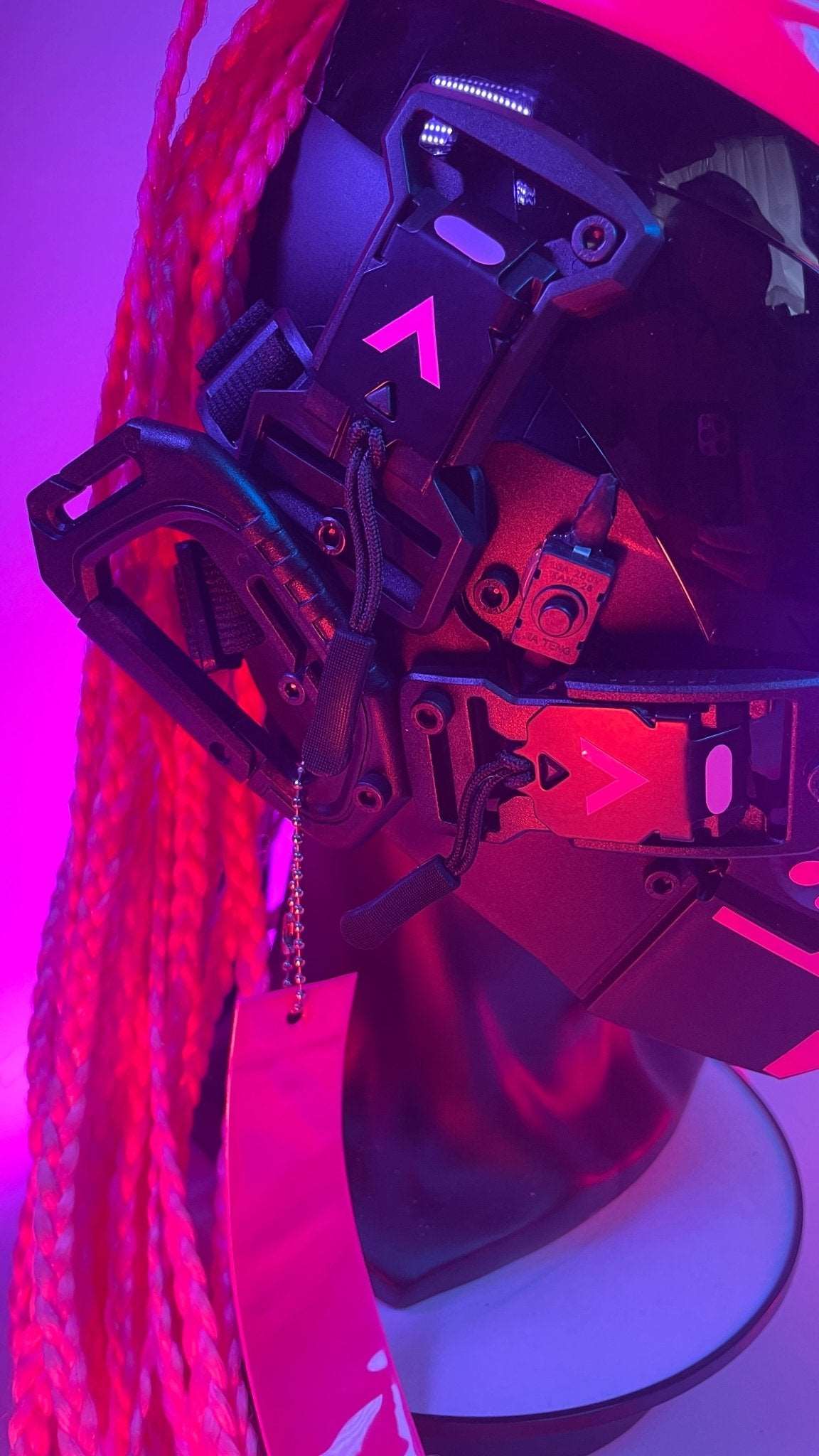 S/7 【機動隊】Punk Force サイバードレッドマスク【薄紅色】 - LUCHYテックウェア&サバゲー専門店